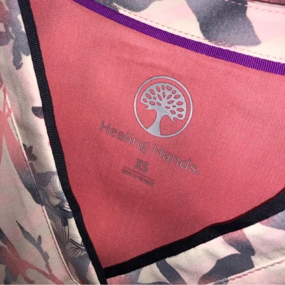 Healing Hands Purple Label Grosgrain ribbon V-neck Tropical Pattern Scrub Top - Picture 7 of 8